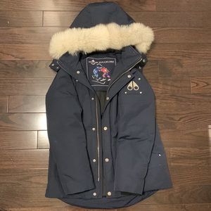 Moose Knuckle Parka (size: L)